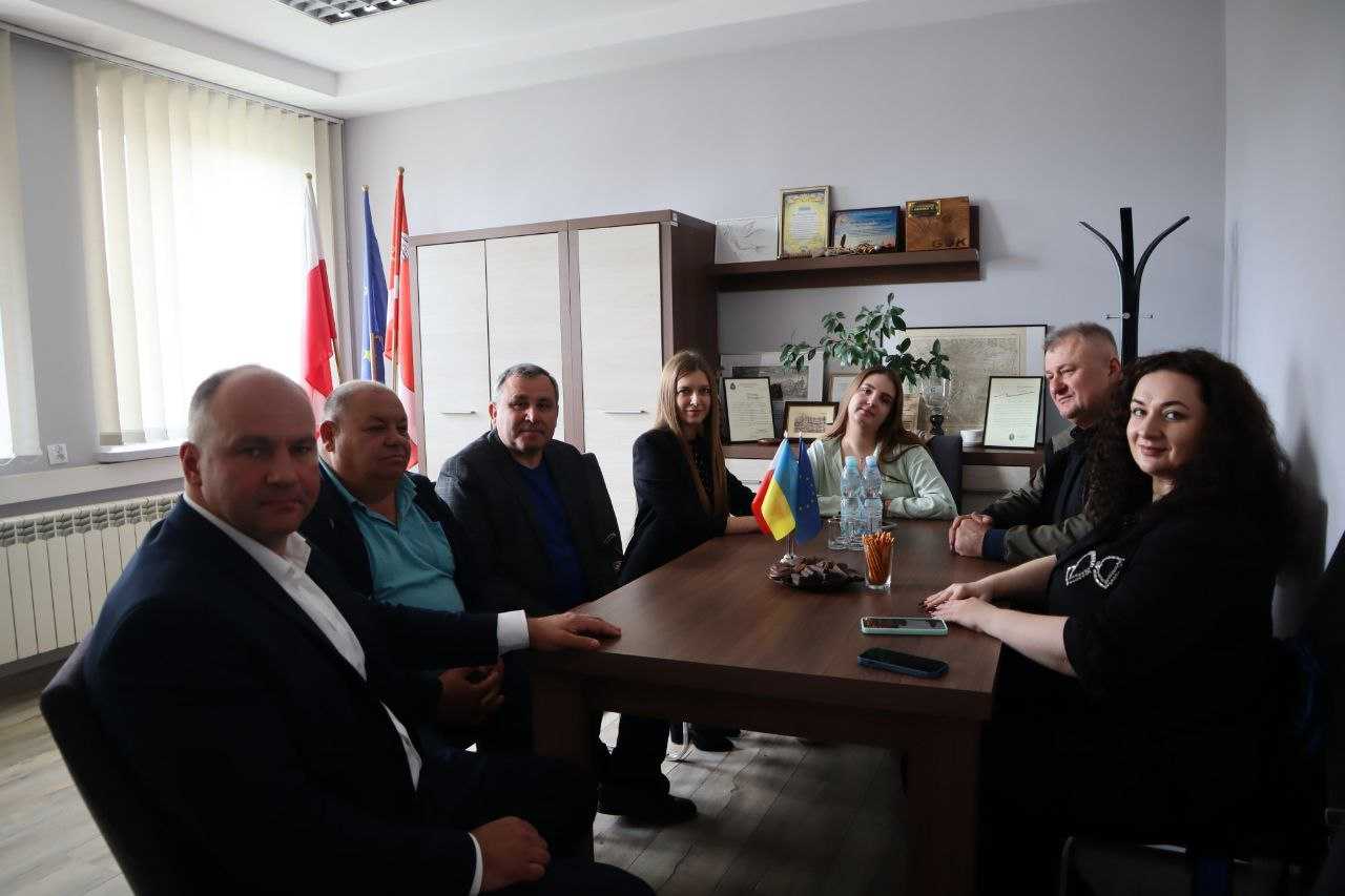 СПІЛЬНА ТУРБОТА ПРО ДОВКІЛЛЯ: ЗУСТРІЧ ПАРТНЕРІВ ПРОЄКТУ У ДОЛГОБИЧУВІ (ПОЛЬЩА) 